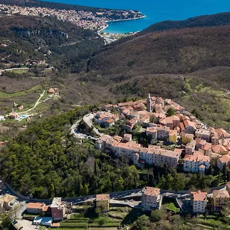 Villa Luxury Ii With Heated Pool, Jacuzzi & Sauna