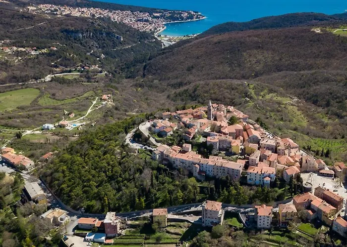 Villa Luxury Ii With Heated Pool, Jacuzzi & Sauna